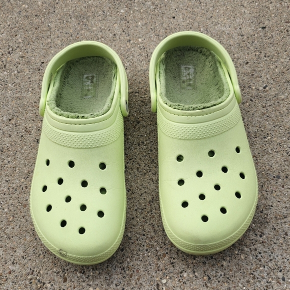 Crocs Insulated Sandals Men's Size 12 - Picture 5 of 10